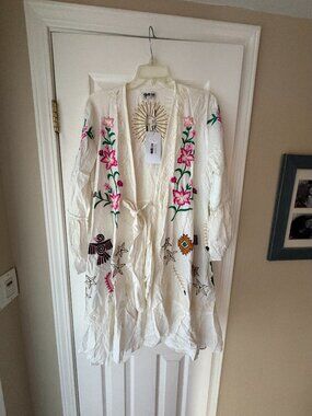 Handmade Embroidered ibBan Cream Mini Dress Cover Up Tie Front Floral Tribal